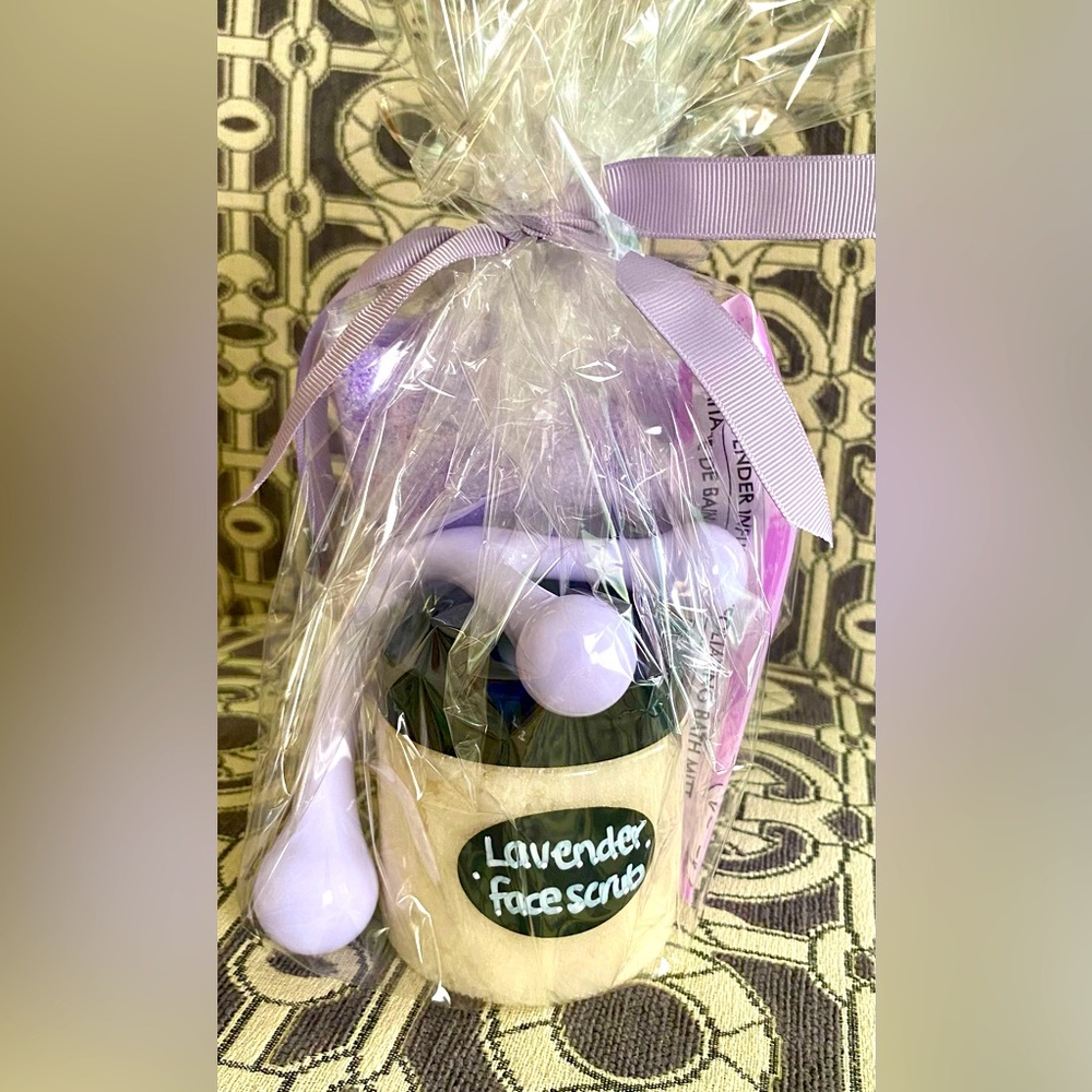 Lavender 💝 PAMPERING GIFT 💝 set